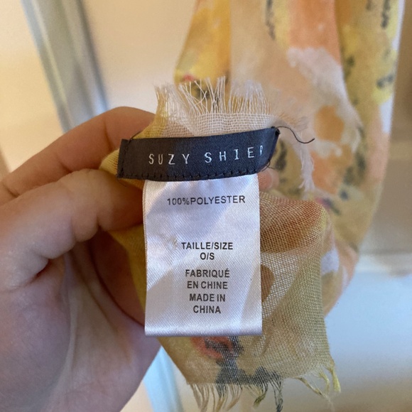 Feminine Suzy Shier Spring Scarf with lovely pastel yellows, pinks, white - Picture 3 of 3